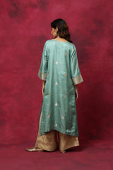 Ways of Morning Glory Choga Set