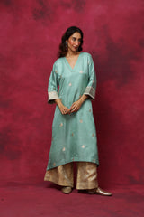 Ways of Morning Glory Choga Set