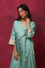 Ways of Morning Glory Choga Set