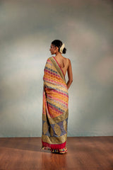 Shop the best collection of authentic, handwoven, pure benarasi sarees with Roliana New Delhi