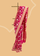 Made from luxurious silk and featuring the intricate traditional jangla ektaara weave in muted gold and silver zari. Shop the best collection of authentic, handwoven, pure benarasi sarees with Roliana New Delhi