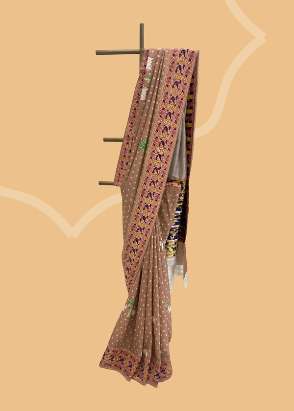 Shop the best collection of authentic, handwoven, pure benarasi sarees with Roliana New Delhi